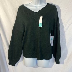 Pink Clover Jazzie V Neck Pullover Sweater